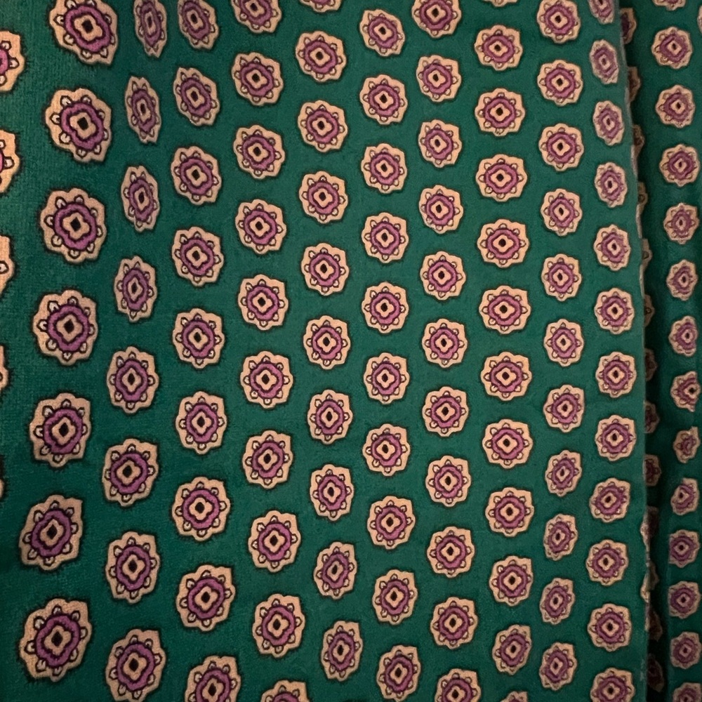 Geometric Pattern Cropped Pants - Picture 2 of 4